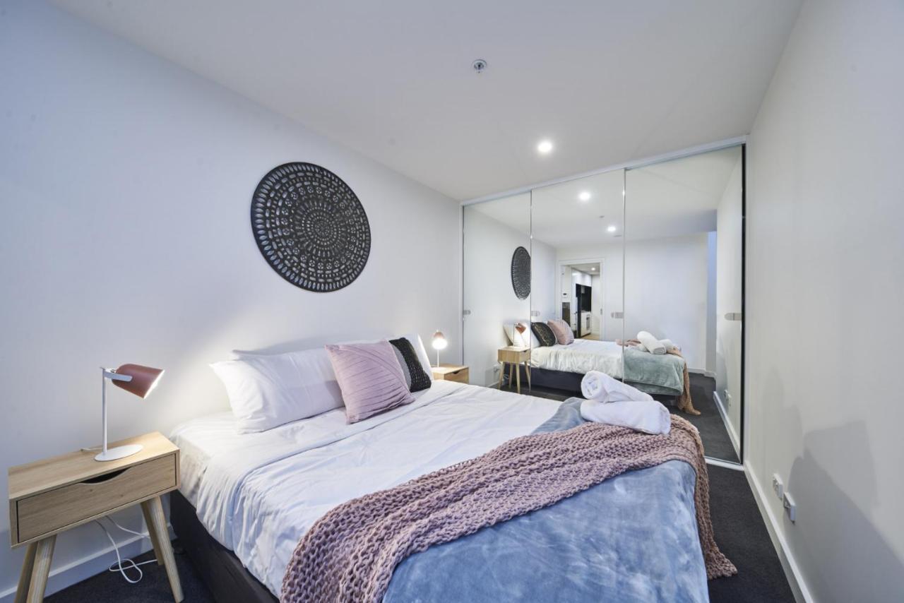 Mega Style Apartments The International Melbourne Buitenkant foto