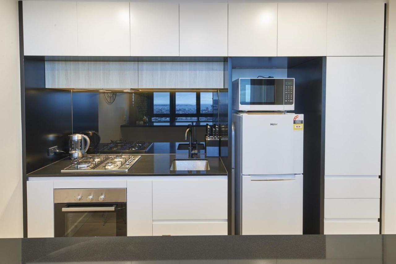Mega Style Apartments The International Melbourne Buitenkant foto