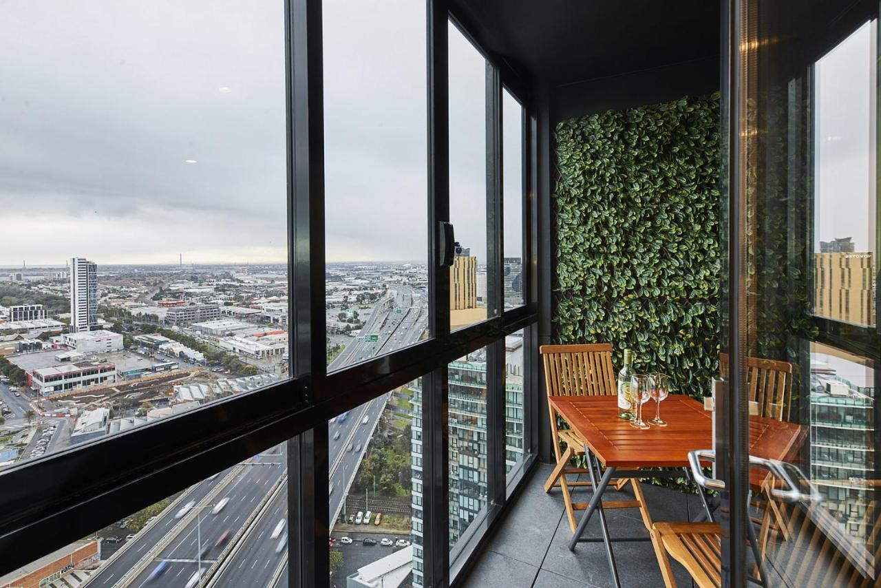 Mega Style Apartments The International Melbourne Buitenkant foto